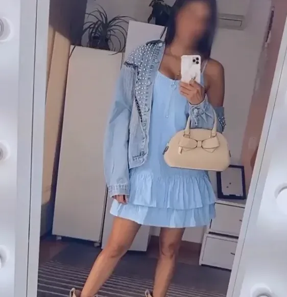 Aleyna, 40
