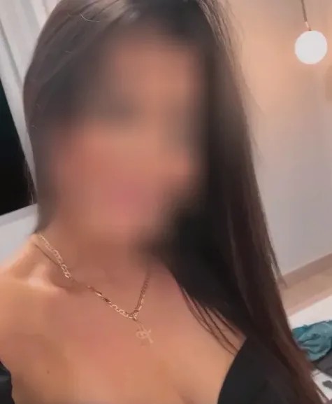 Alina, 40