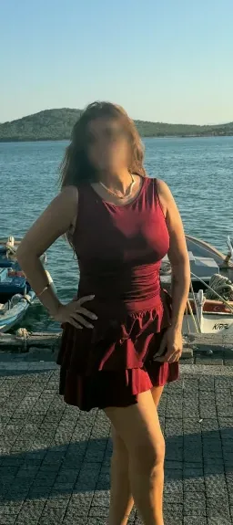 Elif, 30