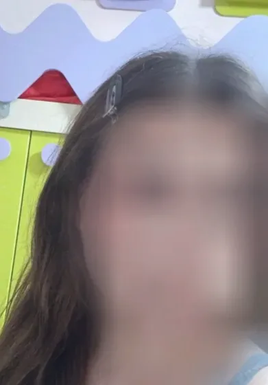Jasmin, 33