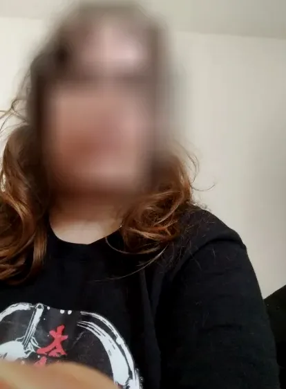 Larissa, 38