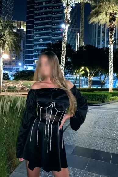 Linda, 40