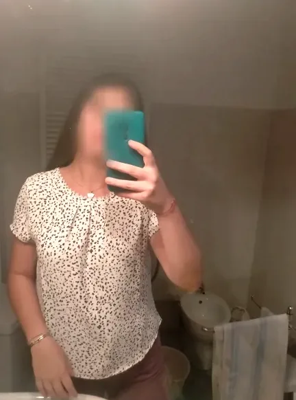 Sarah, 21