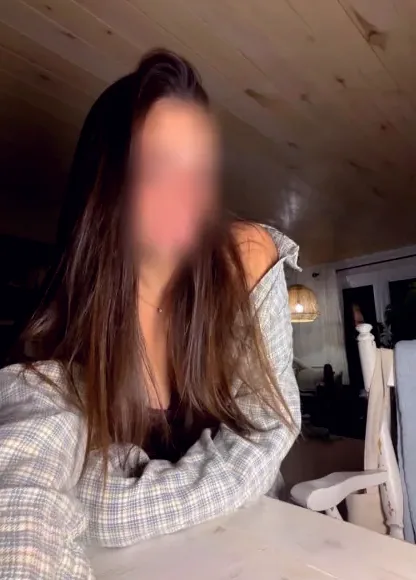 Sophia, 22