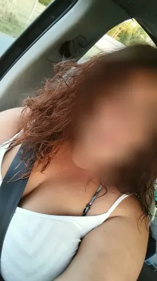 Yasmin, 28