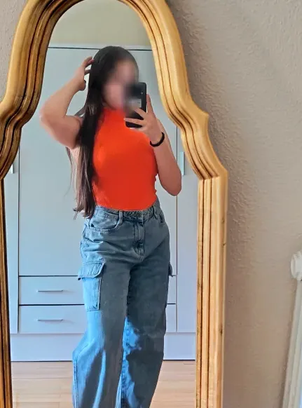 Yasmin, 20